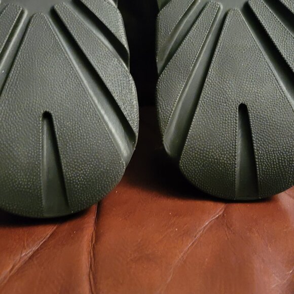 UGG WOMEN'S SUNSKIP BLACK CORK PLATFORM COMFORT WOMEN'S SLIDE SIZE US 11/UK 9 - Picture 12 of 14